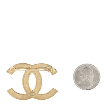 CHANEL Metal CC Diamond Quilted Brooch Light Gold