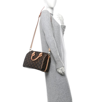 LOUIS VUITTON Monogram Speedy Bandouliere 25