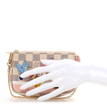 LOUIS VUITTON Damier Azur 2018 Christmas Animation Mini Pochette Accessories