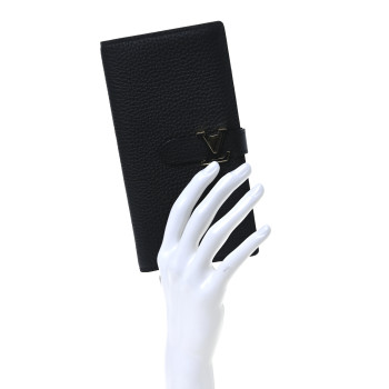 LOUIS VUITTON Taurillon LV Vertical Capucines Wallet Black Arizona