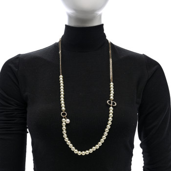 CHRISTIAN DIOR Pearl Crystal 30 Montaigne Long Necklace Gold