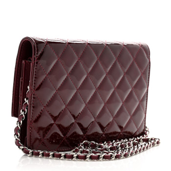 CHANEL Patent Quilted Brilliant Wallet On Chain WOC Red