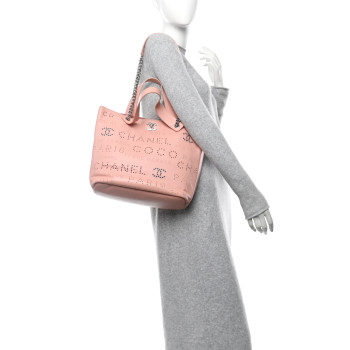 CHANEL Calfskin Tweed Small Logo Eyelets Shopping Tote Pink
