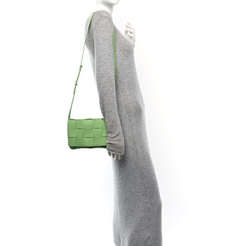 BOTTEGA VENETA Nappa Maxi Intreccio Cassette Bag Pistachio