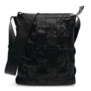 BOTTEGA VENETA Paper Calfskin Maxi Intrecciato Cassette Messenger Black