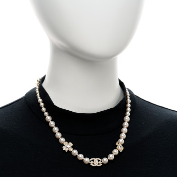 CHANEL Pearl Crystal CC Short Charm Necklace Gold CHANEL Pearl Crystal CC Short Charm Necklace Gold