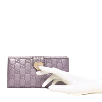 GUCCI Metallic Soft Guccissima Heart Continental Wallet Lilac