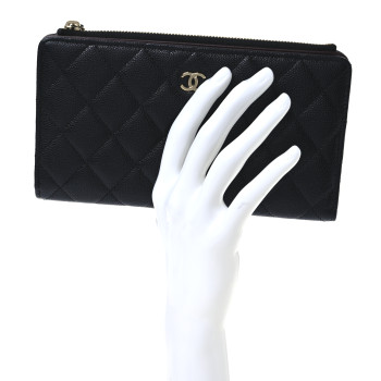 CHANEL Caviar Quilted Long Zip Wallet Black