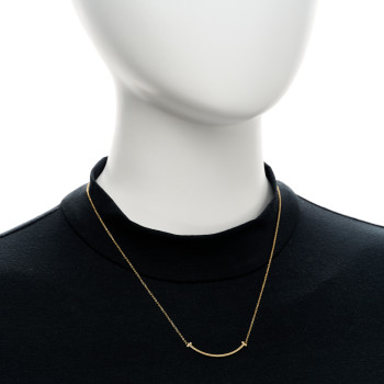 TIFFANY 18K Yellow Gold Small T Smile Pendant Necklace