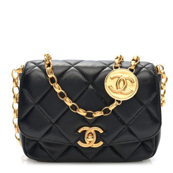 CHANEL Lambskin Quilted Small CC Coin Flap Bag Black
