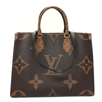 LOUIS VUITTON Reverse Monogram Giant Onthego MM