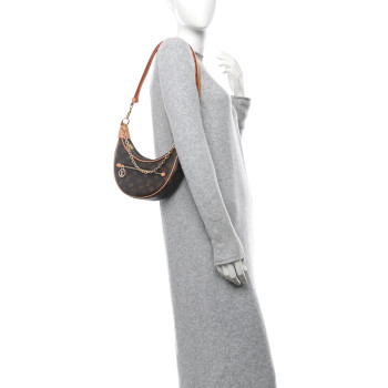 LOUIS VUITTON Monogram Loop