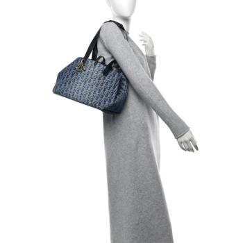 CHRISTIAN DIOR Denim Jacquard Oblique Medium Toujours Blue