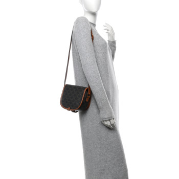 CELINE Triomphe Canvas Medium Folco Bag Tan