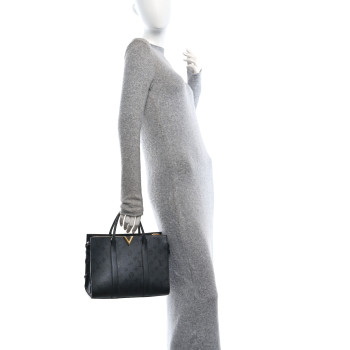 LOUIS VUITTON Monogram Cuir Plume Very Tote MM Black