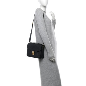 LOUIS VUITTON Empreinte Pochette Metis Black
