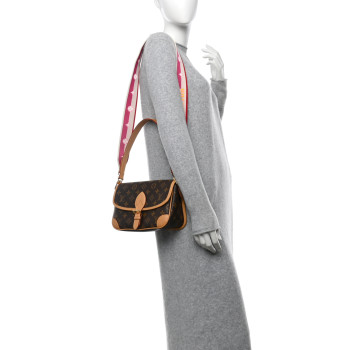 LOUIS VUITTON Monogram Diane Fuchsia