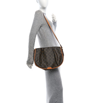 LOUIS VUITTON Monogram Menilmontant MM