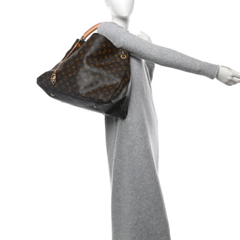 LOUIS VUITTON Monogram Artsy MM