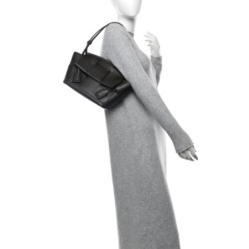 BOTTEGA VENETA French Calfskin Maxi Intrecciato Small Arco Fondant