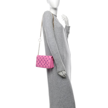 LOUIS VUITTON Lambskin Embossed Monogram Vuittamins Pochette Coussin Rose Violet