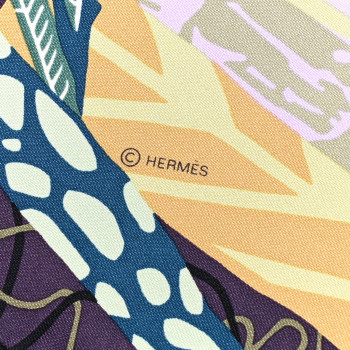 HERMES Silk En Liberte Scarf 90 Aubergine Vert Multicolore