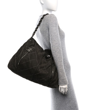 CHANEL Nubuck Darjeeling Hobo Brown