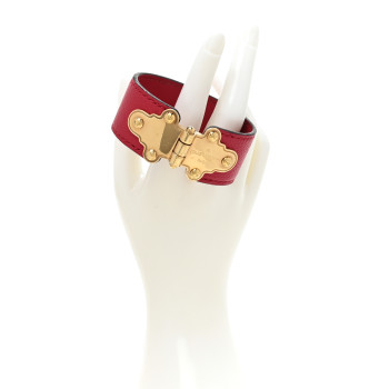 LOUIS VUITTON Calfskin Save It Bracelet 19 Red