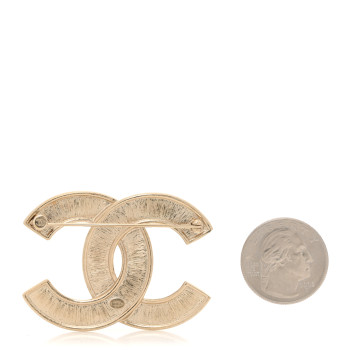 CHANEL Pearl Crystal Queen of France CC Brooch Gold