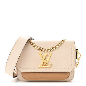 LOUIS VUITTON Grained Calfskin Lockme Tender Quartz