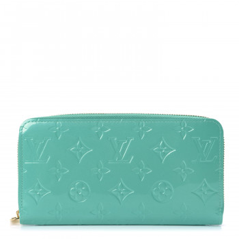 LOUIS VUITTON Vernis Zippy Wallet Blue Lagoon