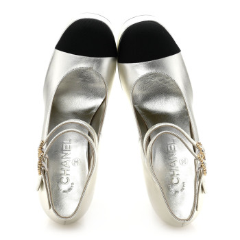CHANEL Laminated Lambskin Grosgrain Cap Toe CC Mary Jane Pumps 37 Silver Black