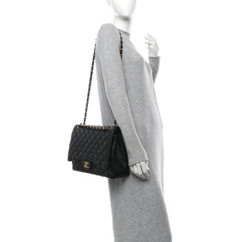 CHANEL Lambskin Quilted Maxi Double Flap Black
