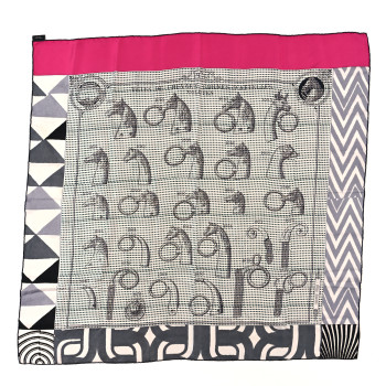 HERMES Silk Manufacture de Boucleries Scarf 90 Blanc Rose Indien Gris