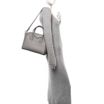 GIVENCHY Sugar Goatskin Small Antigona Pearl Grey