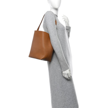THE ROW Polished Saddle Calfskin Large N/S Park Tote French Beige