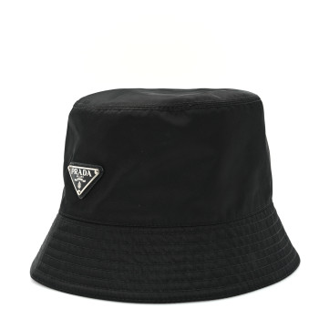 PRADA Re-Nylon Metal Triangle Logo Bucket Hat M Black
