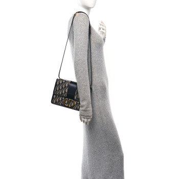 CHRISTIAN DIOR Oblique 30 Montaigne Flap Bag Blue