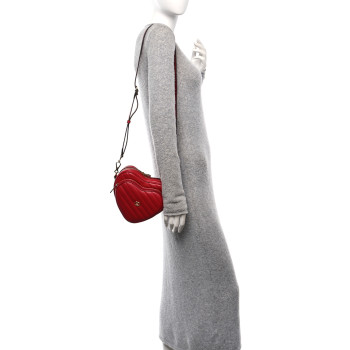 GUCCI Calfskin Matelasse Diagonal Mini Interlocking G Heart Shoulder Bag Hibiscus Red