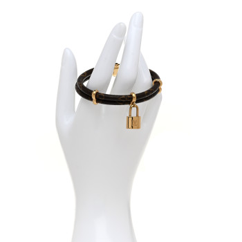 LOUIS VUITTON Monogram Keep It Twice Bracelet 17