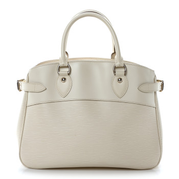 LOUIS VUITTON Epi Passy PM Ivory