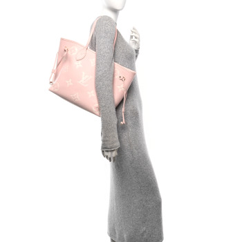 LOUIS VUITTON Empreinte Monogram Giant Neverfull MM Pink Quartz Beige