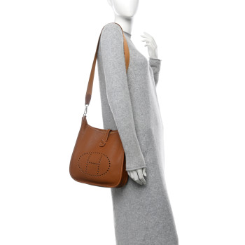 HERMES Taurillon Clemence Evelyne III PM Gold
