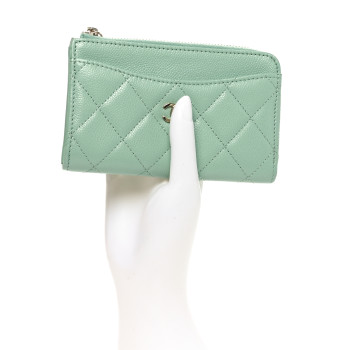 CHANEL Caviar Quilted CC Zip Around Card Holder Light Green