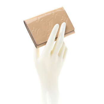 LOUIS VUITTON Vernis Business Card Holder Dune