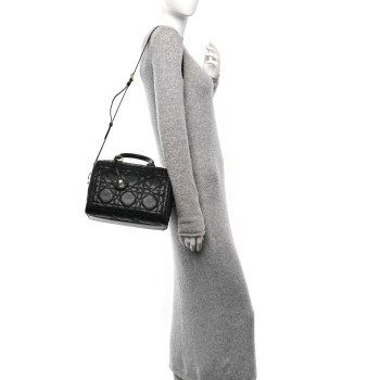CHRISTIAN DIOR Calfskin Macrocannage Groove 25 Bag Black