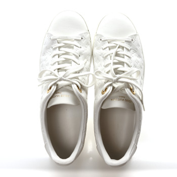 LOUIS VUITTON Calfskin Monogram Embossed Front Row Sneakers 40 White