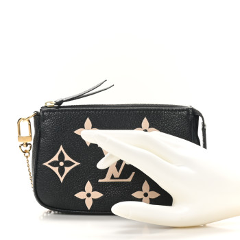 LOUIS VUITTON Empreinte Monogram Giant Mini Pochette Accessories Black