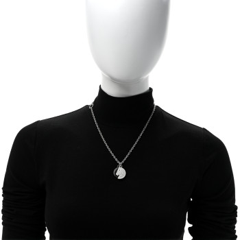 HERMES Buffalo Horn Lacquer Carrousel Necklace Etain
