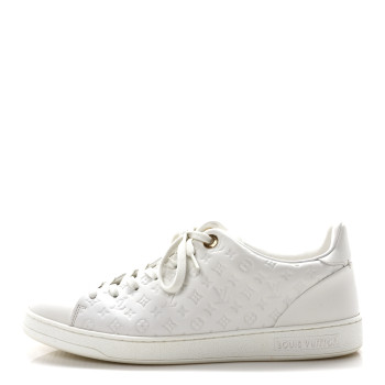 LOUIS VUITTON Calfskin Monogram Embossed Front Row Sneakers 40 White